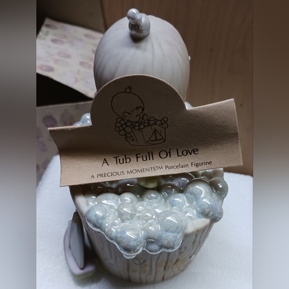 Precious Moments 1987#104817 "A Tub Full of Love" & 1995#1432 Garden of Friends - Picture 8 of 13